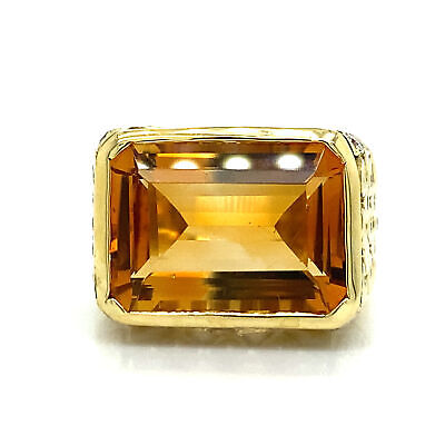 Seidengang Topaz Diamond Signet Ring 18K Yellow Gold