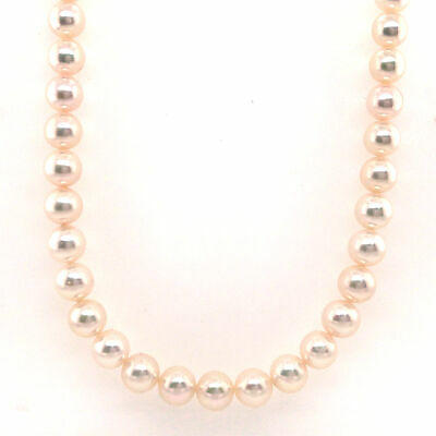 Pearl Necklace with 18K White Gold Clasp